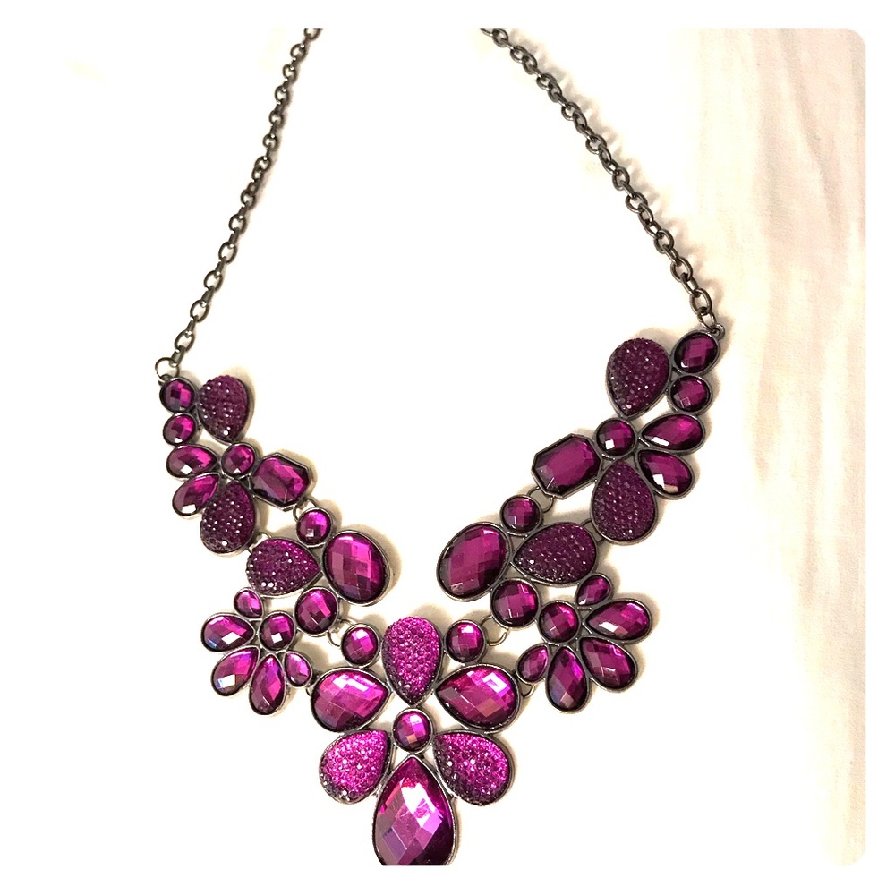 Purple chunky necklace